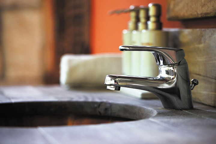 A2B Plumbers are able to fix any leaking taps you may have in Mosborough. 